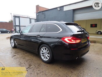 Used BMW 5 Series 2018 for sale - 77303621: Photo