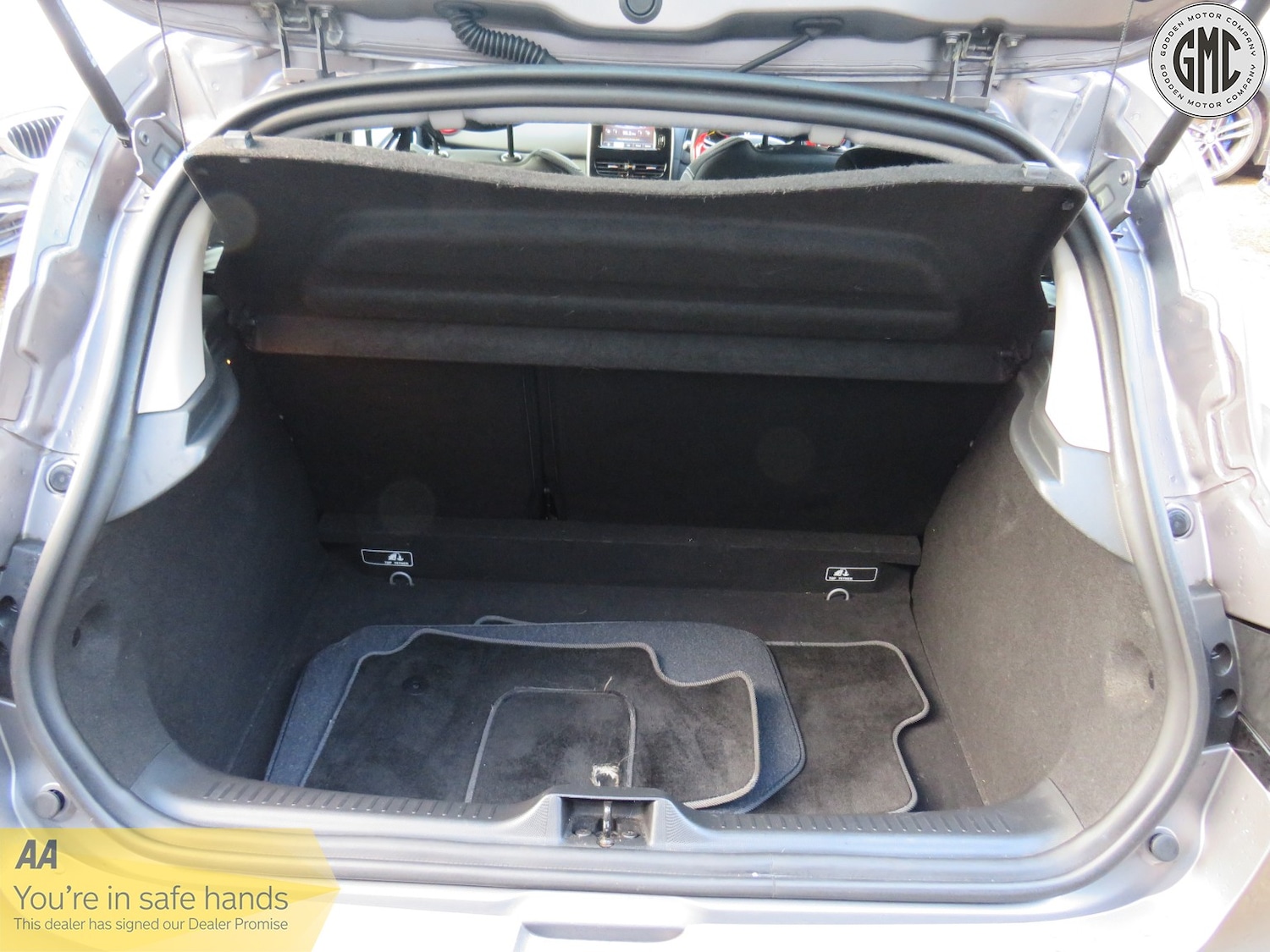 Used Renault Clio 2015 for sale - 77385360: Photo 12