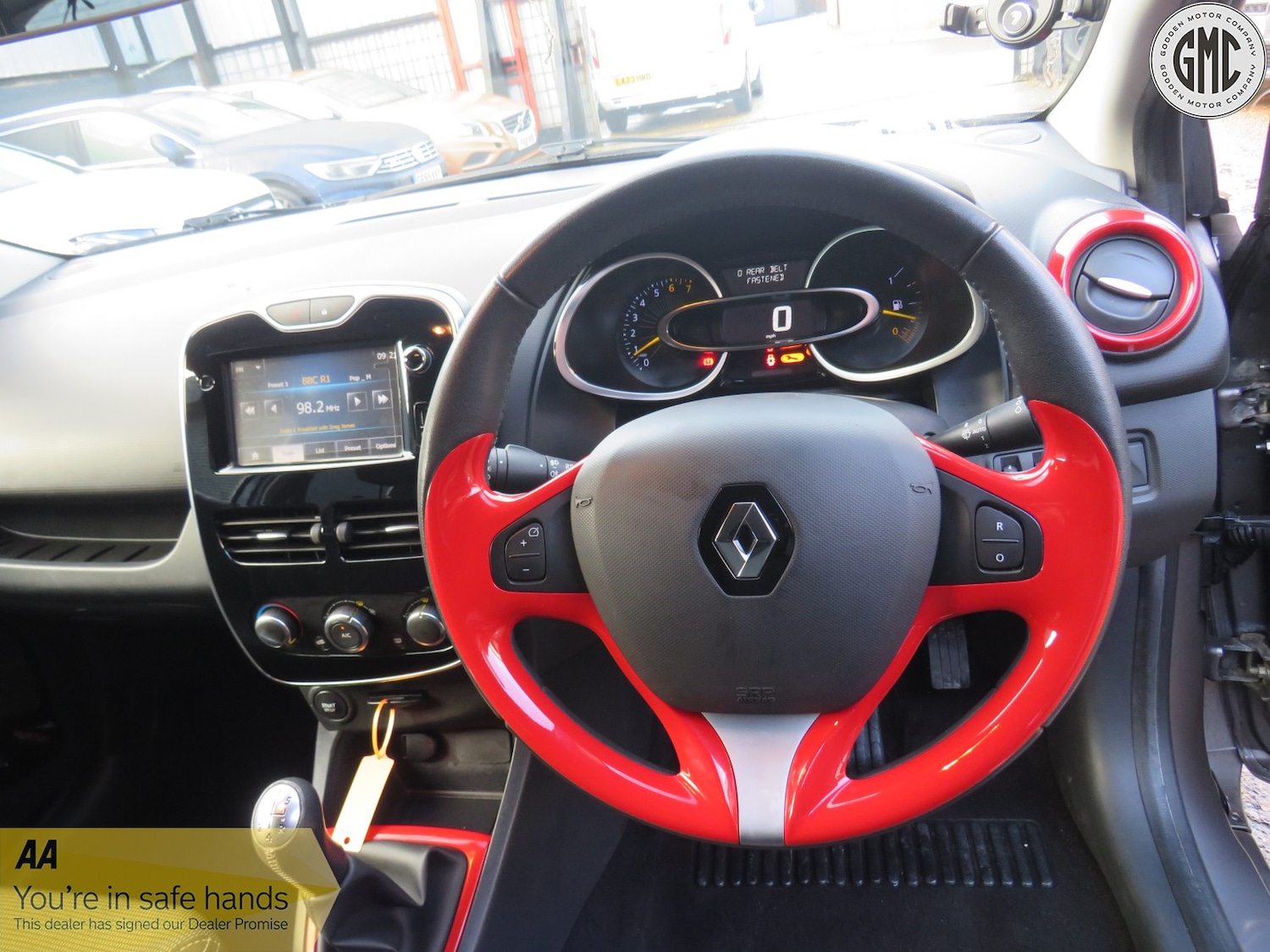 Used Renault Clio 2015 for sale - 77385360: Photo 15