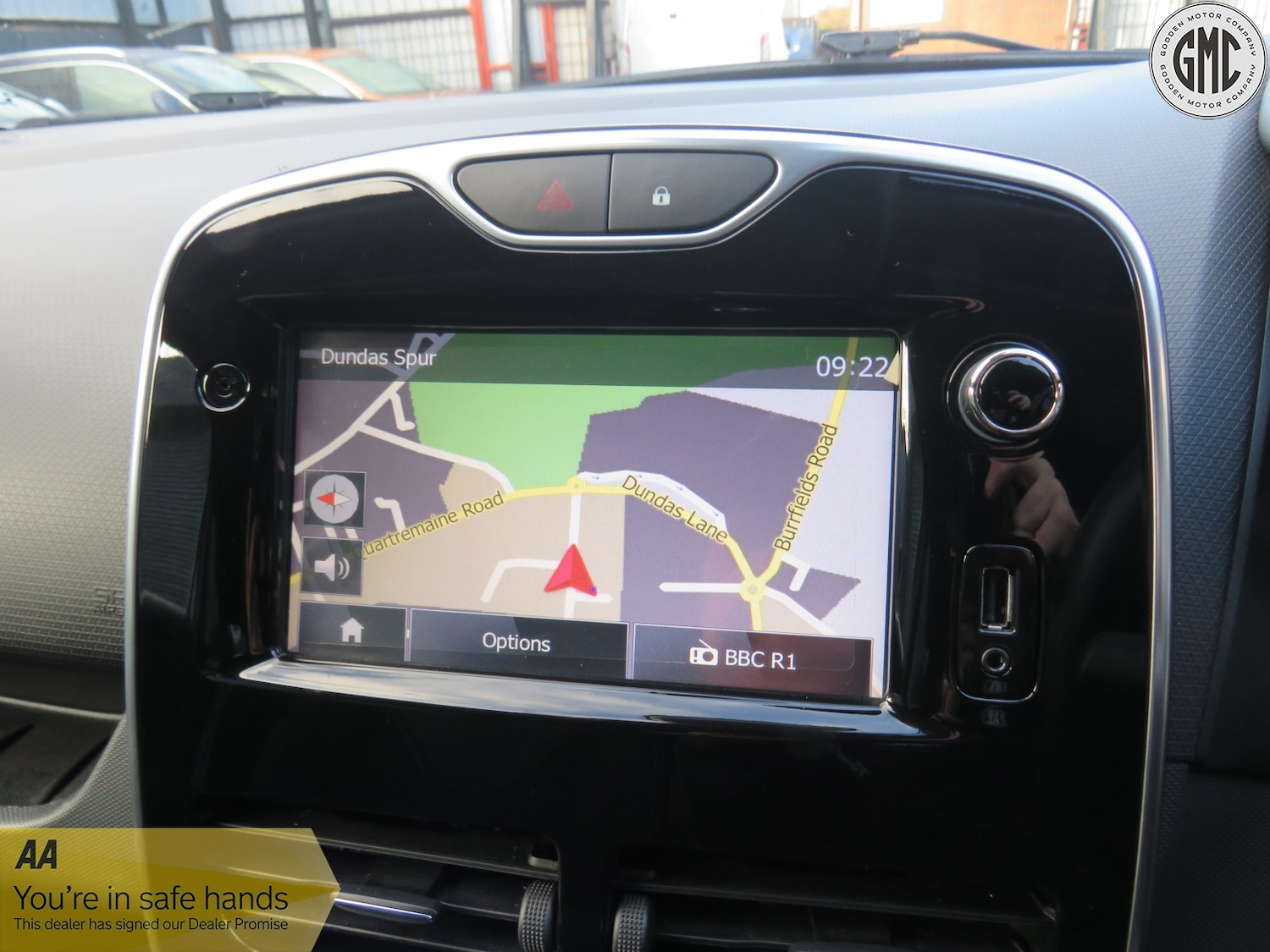 Used Renault Clio 2015 for sale - 77385360: Photo 16