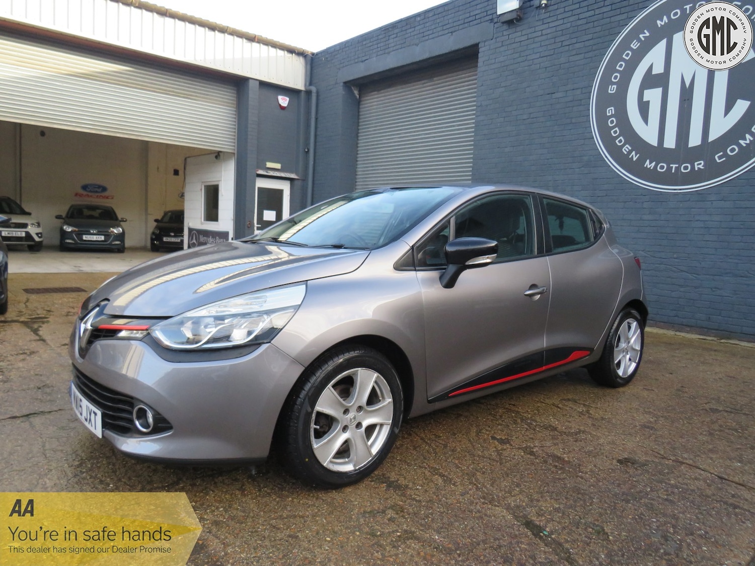 Used Renault Clio 2015 for sale - 77385360: Photo 6