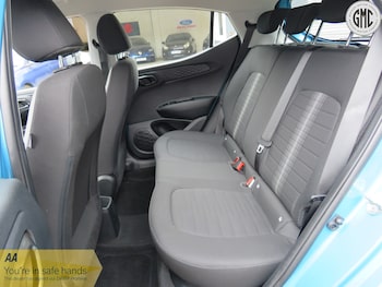 Used Hyundai i10 2020 for sale - 79429722: Photo