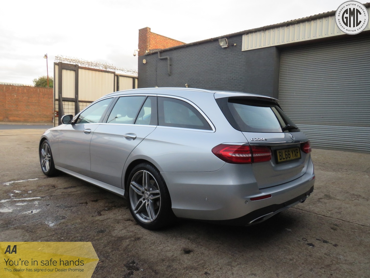 Used Mercedes-Benz E Class 2016 for sale - 76218799: Photo 4