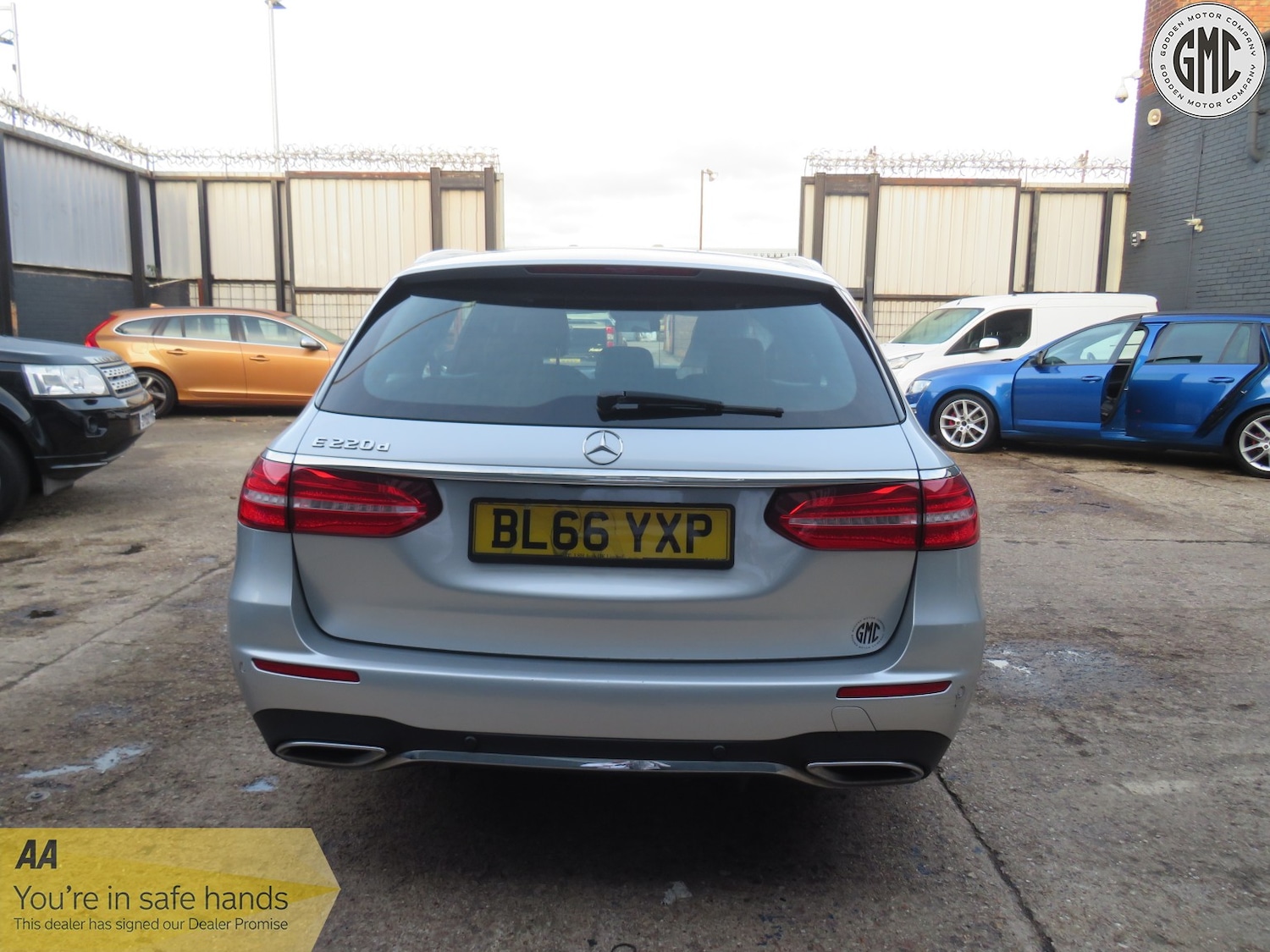 Used Mercedes-Benz E Class 2016 for sale - 76218799: Photo 8