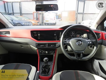 Used Volkswagen Polo 2018 for sale - 77385344: Photo