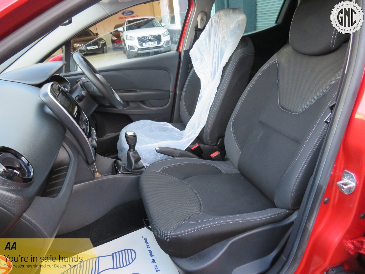 Used Renault Clio 2019 for sale - 76794237: Photo 11