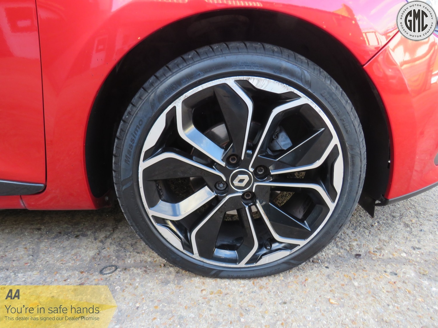 Used Renault Clio 2019 for sale - 76794237: Photo 28