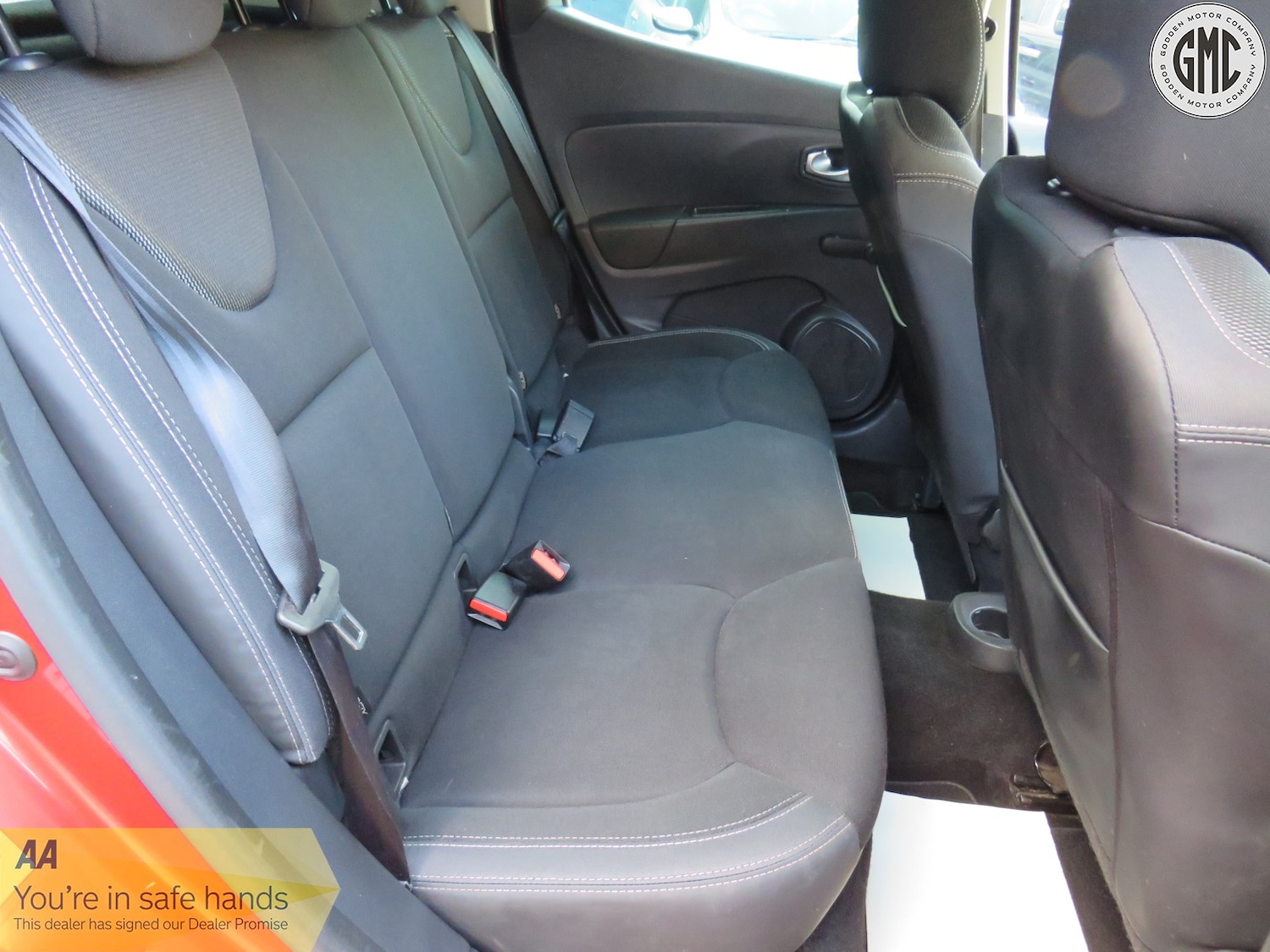 Used Renault Clio 2019 for sale - 76794237: Photo 3