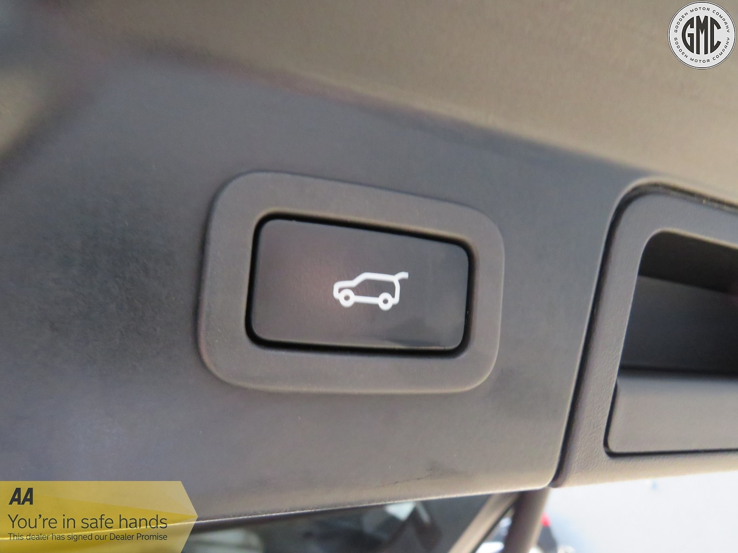 Used Land Rover Range Rover Velar 2018 for sale - 77073158: Photo 16