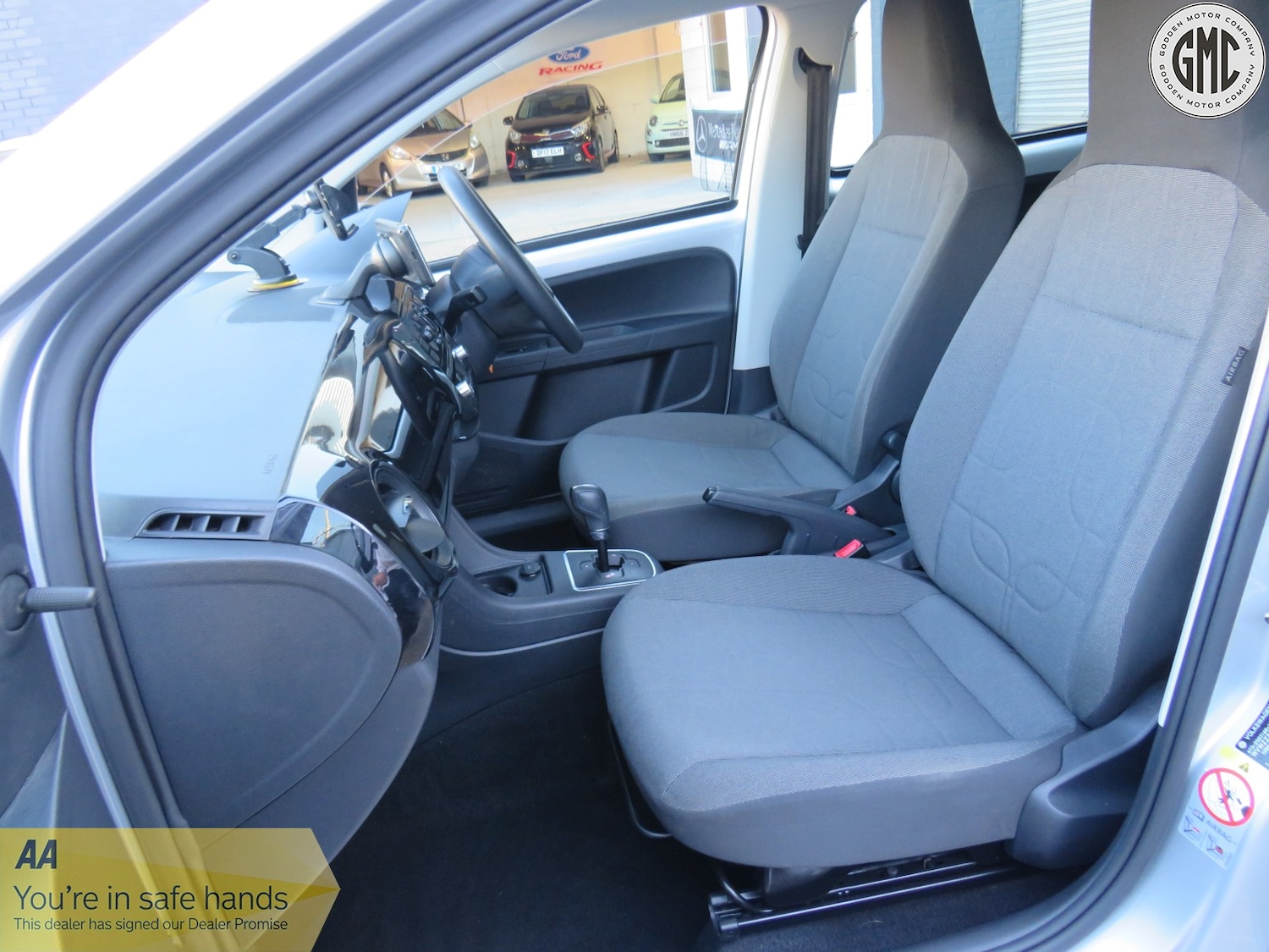 Used Volkswagen up! 2014 for sale - 78149676: Photo 11