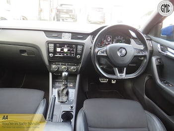 Used Skoda Octavia 2016 for sale - 76225261: Photo