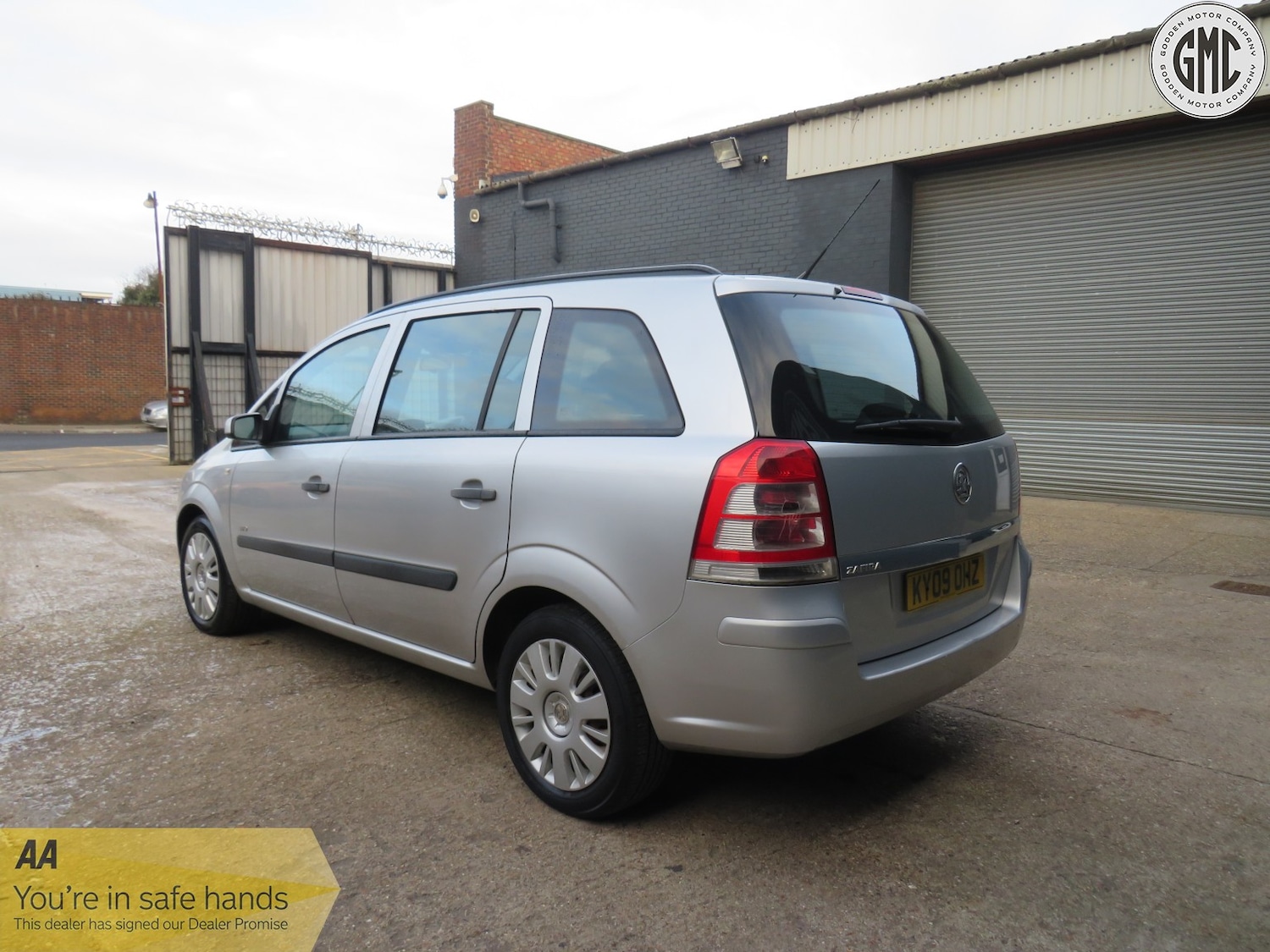 Used Vauxhall Zafira 2009 for sale - 77113100: Photo 4