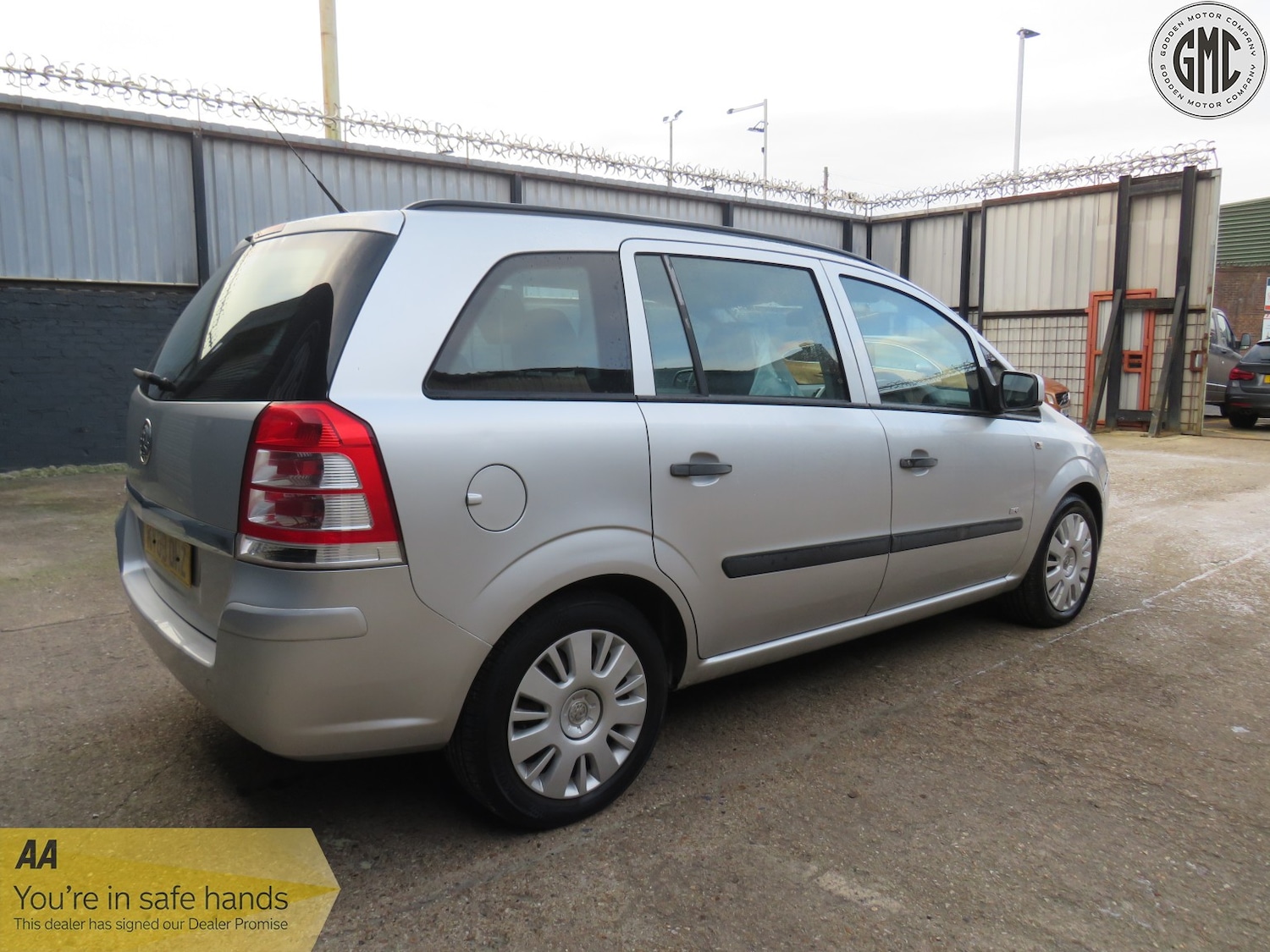 Used Vauxhall Zafira 2009 for sale - 77113100: Photo 9