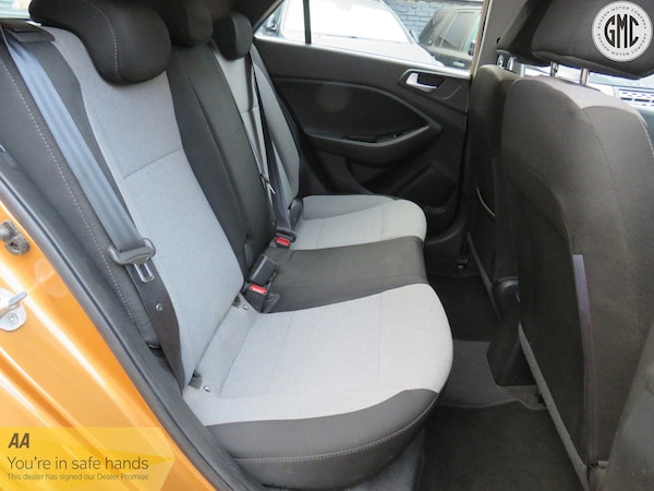 Used Hyundai i20 2015 for sale - 76225305: Photo 3