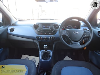 Used Hyundai i10 2015 for sale - 78296598: Photo