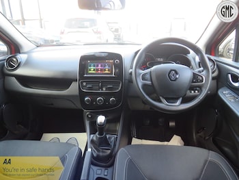 Used Renault Clio 2019 for sale - 76082791: Photo