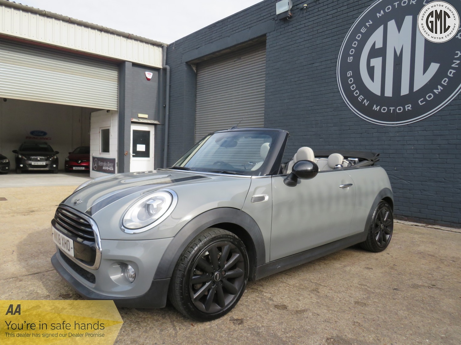 Used MINI Convertible 2018 for sale - 76471156: Photo 6