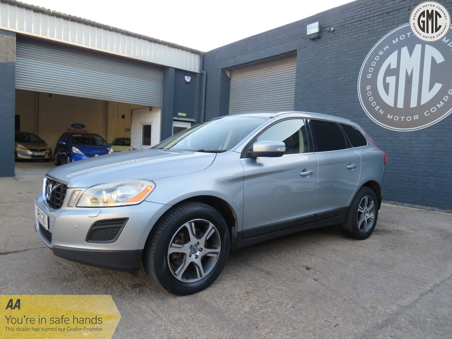 Used Volvo XC60 2011 for sale - 78176072: Photo 6