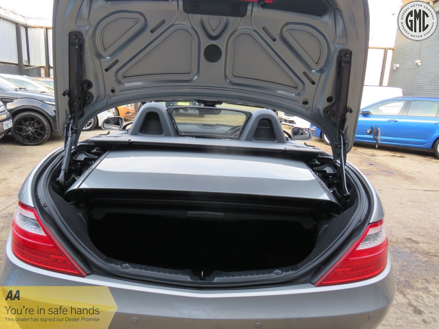 Used Mercedes-Benz SLK 2012 for sale - 77715101: Photo 11