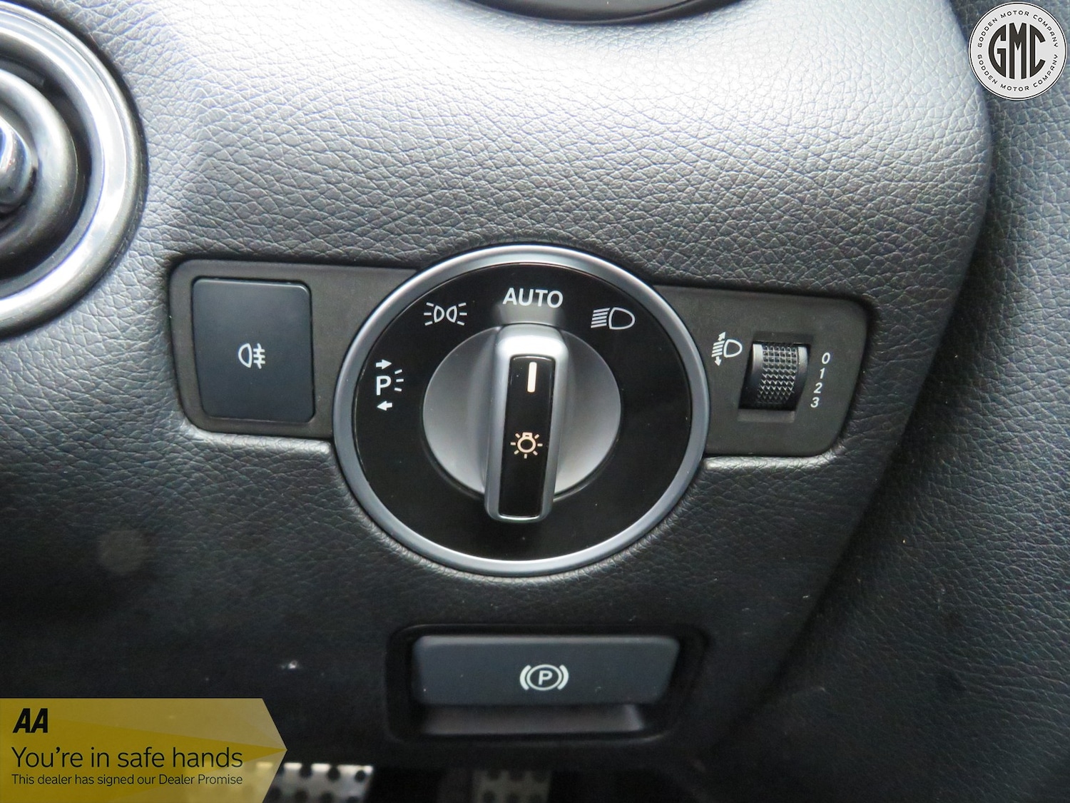 Used Mercedes-Benz SLK 2012 for sale - 77715101: Photo 19