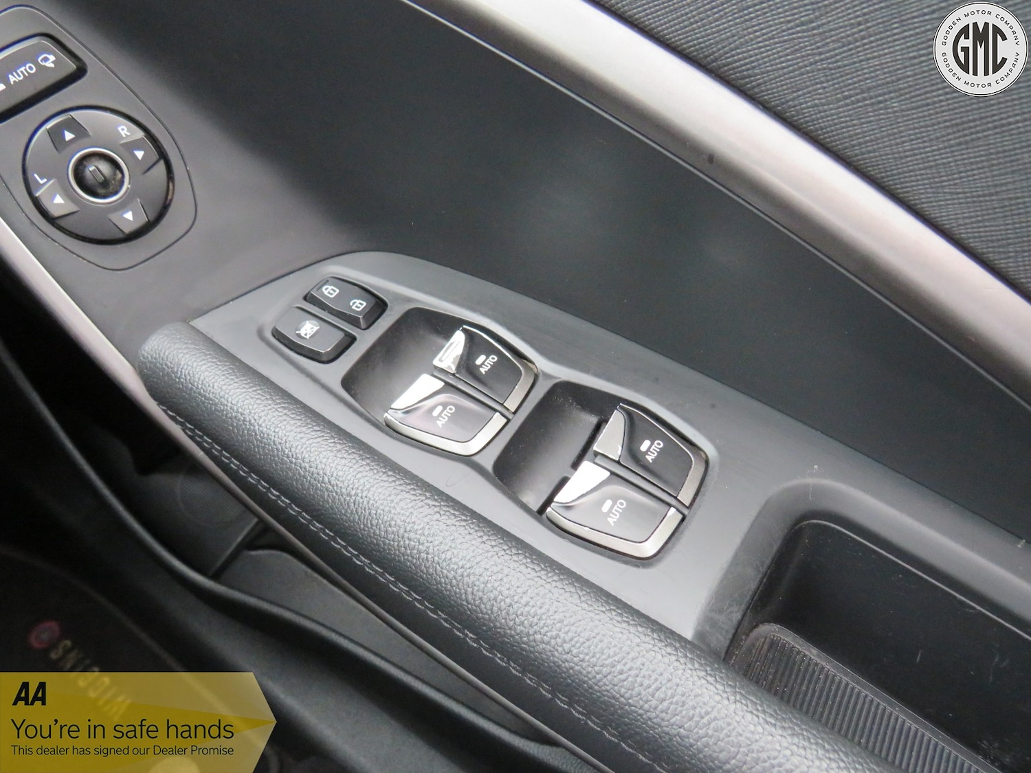 Used Hyundai Santa Fe 2016 for sale - 76142473: Photo 31