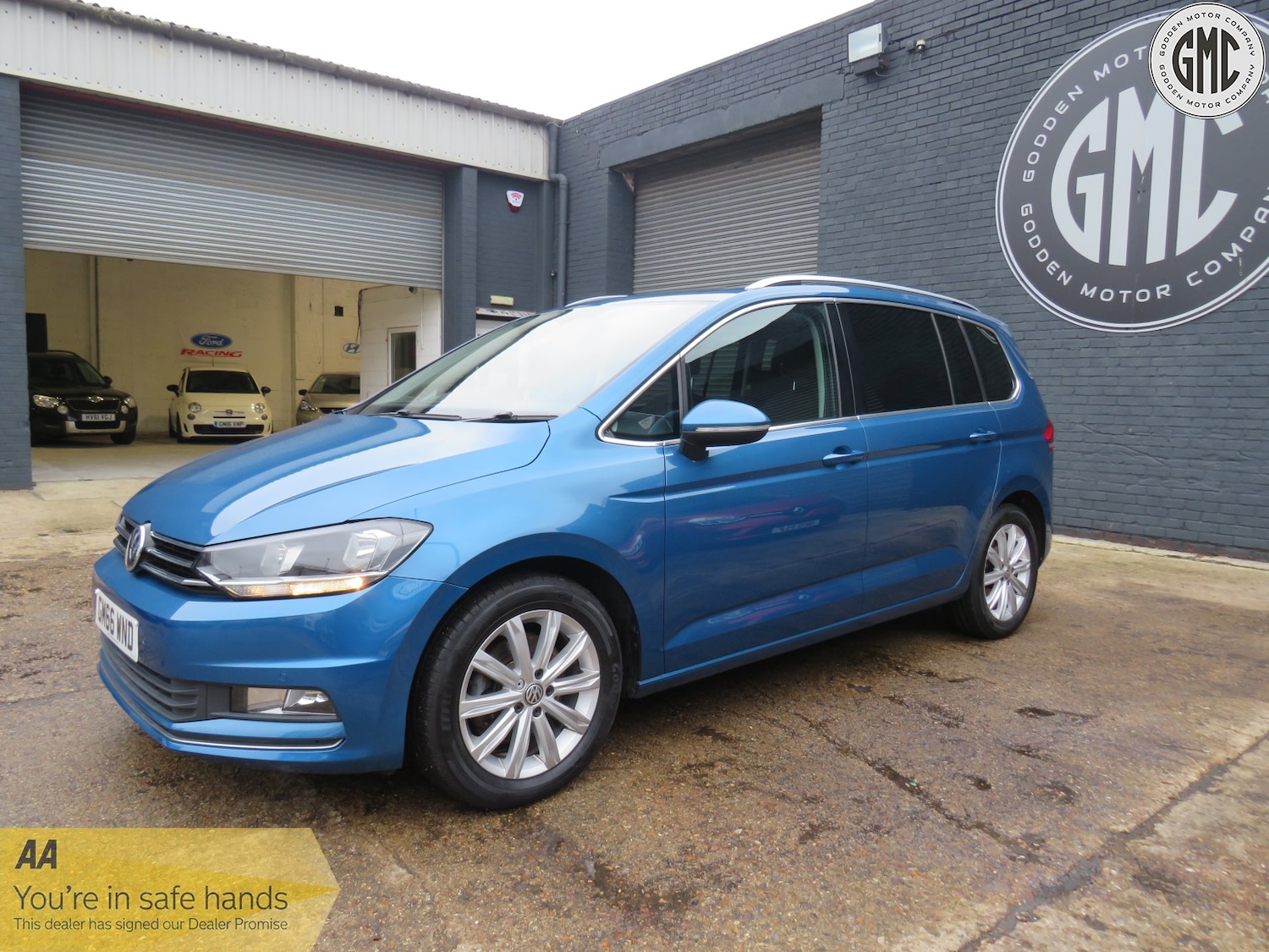 Used Volkswagen Touran 2017 for sale - 76931453: Photo 6
