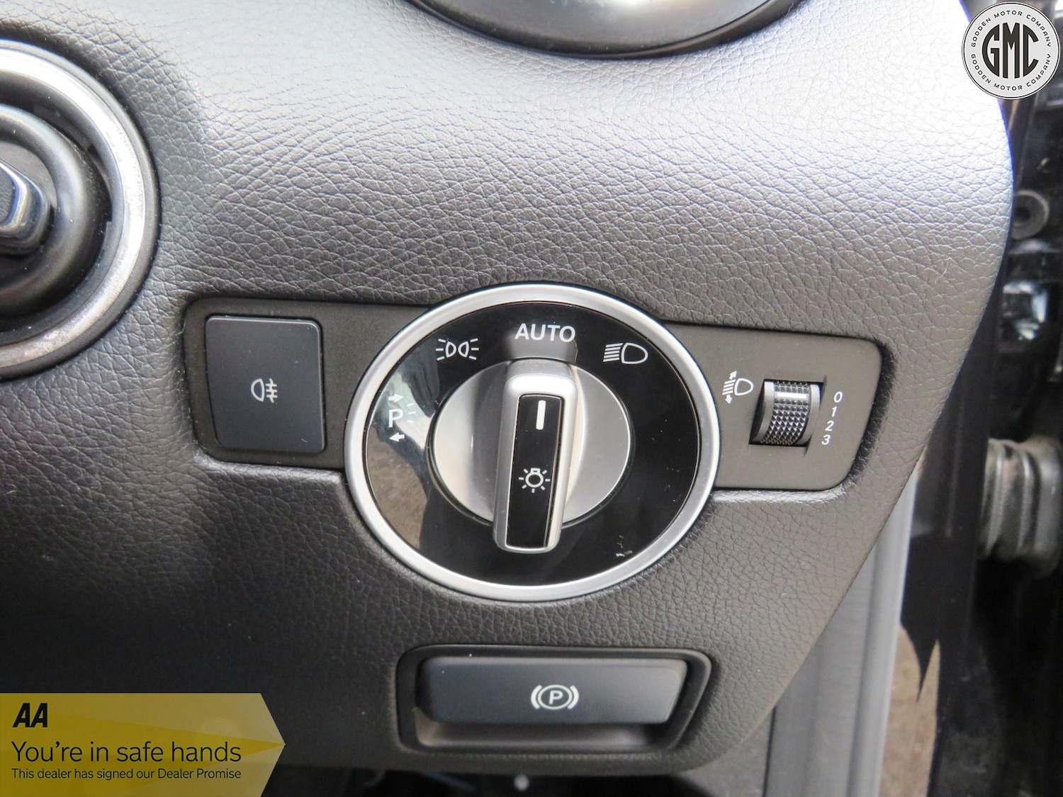 Used Mercedes-Benz SLK 2012 for sale - 76126353: Photo 23