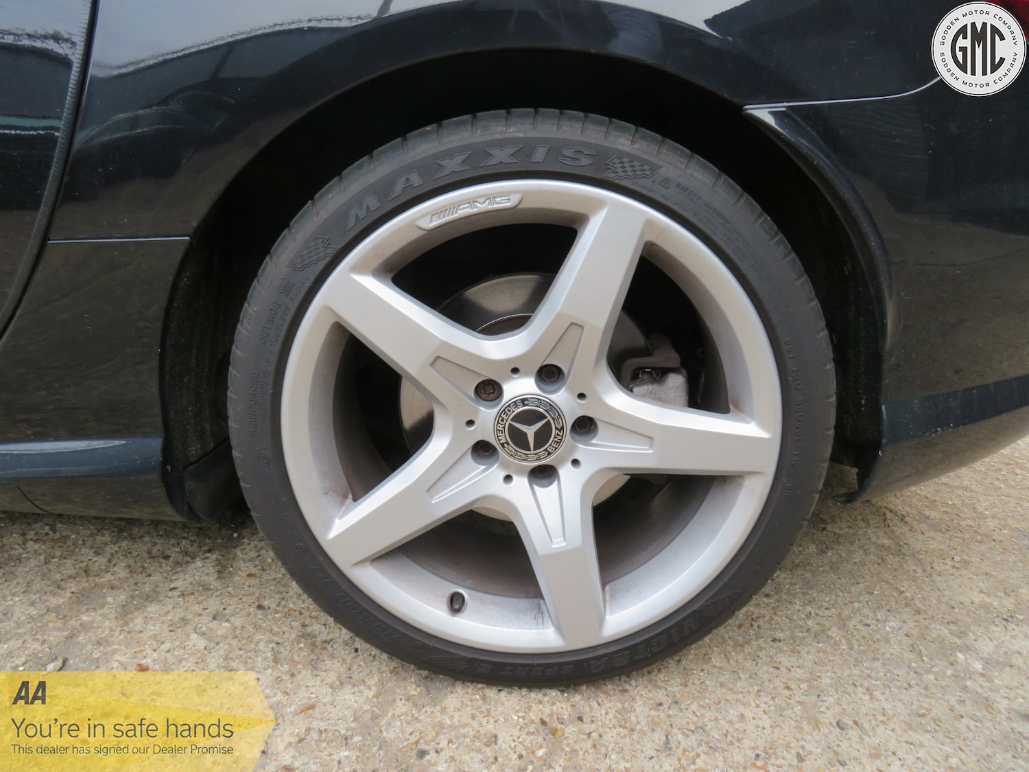 Used Mercedes-Benz SLK 2012 for sale - 76126353: Photo 24