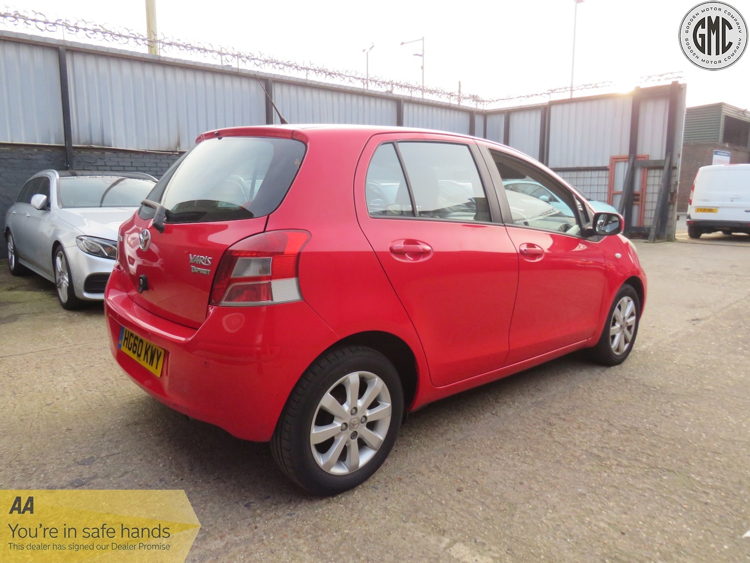 Used Toyota Yaris 2011 for sale - 77774762: Photo 9