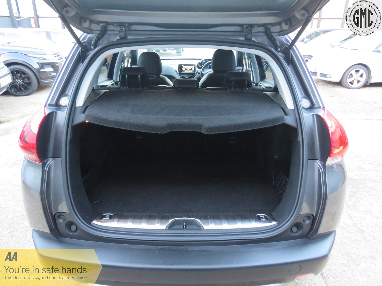 Used Peugeot 2008 2016 for sale - 76369238: Photo 12