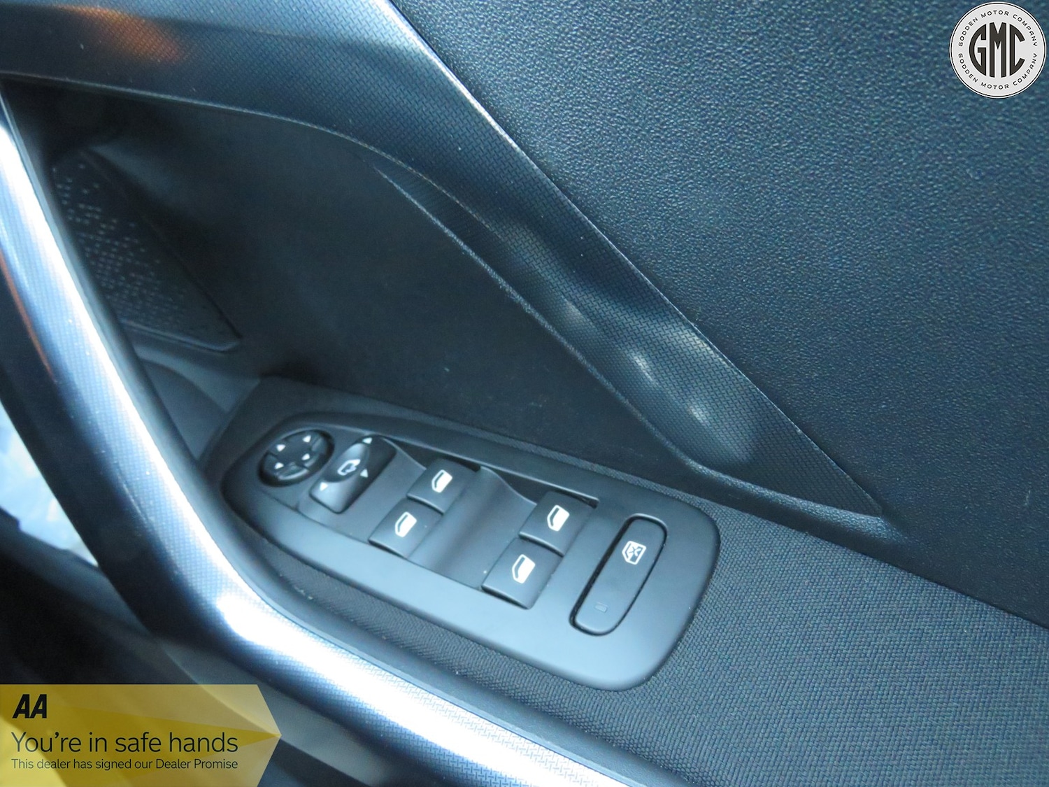 Used Peugeot 2008 2016 for sale - 76369238: Photo 22