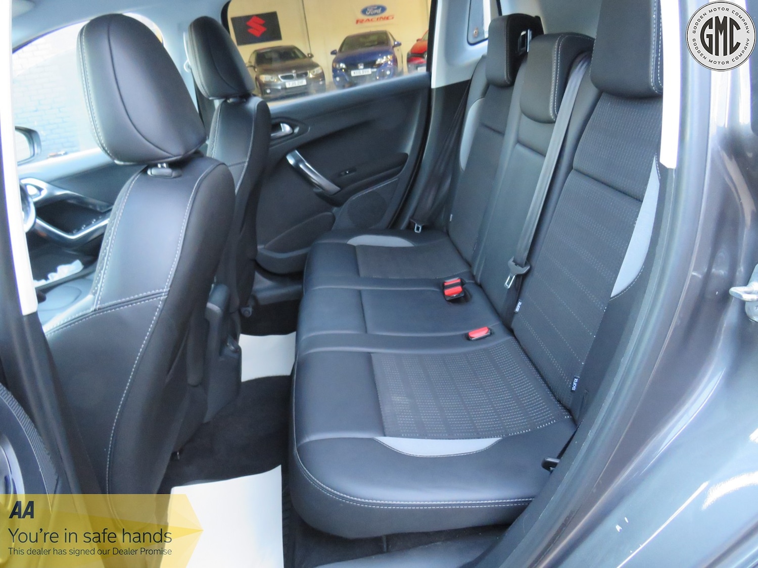 Used Peugeot 2008 2016 for sale - 76369238: Photo 3