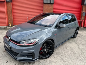 Used Volkswagen Golf 2019 for sale - 75574381: Photo