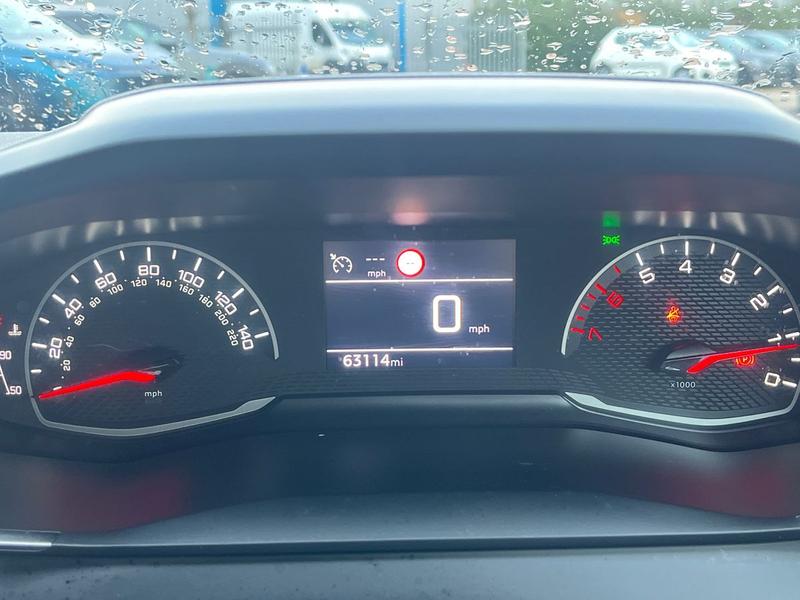 Used Peugeot 2008 2022 for sale - 76508241: Photo 14