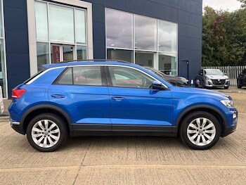 Used Volkswagen T-Roc 2021 for sale - 76835751: Photo