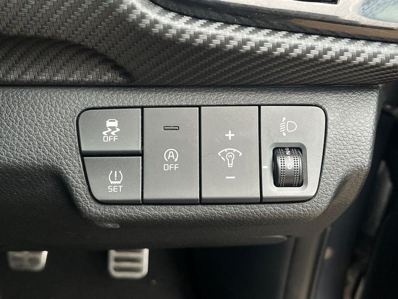 Used Kia Stonic 2021 for sale - 76718968: Photo 28