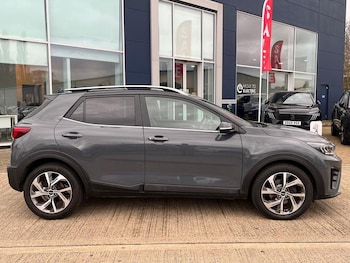 Used Kia Stonic 2021 for sale - 76718968: Photo