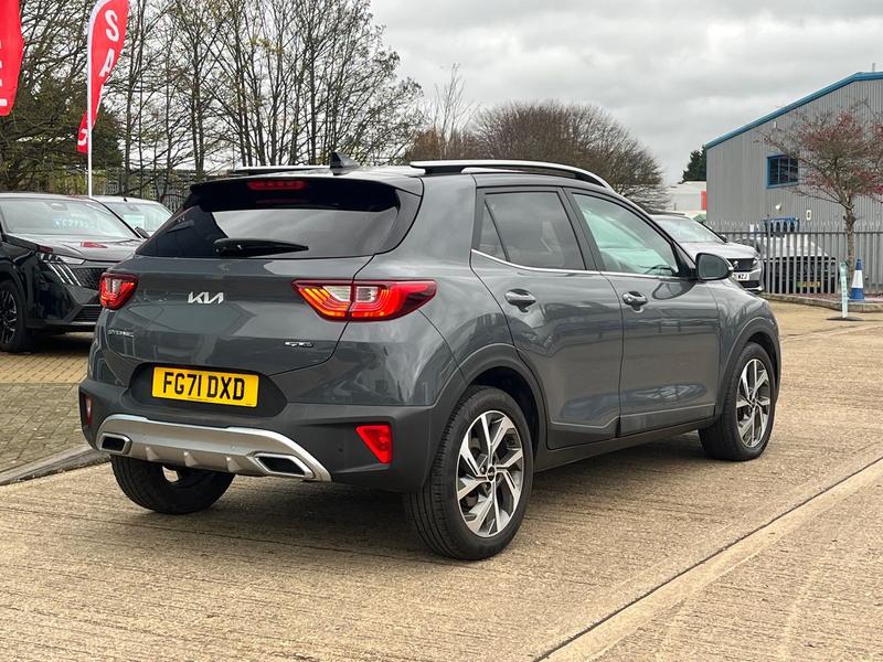 Used Kia Stonic 2021 for sale - 76718968: Photo 3