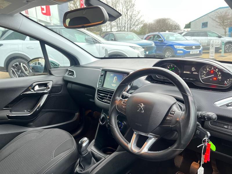 Used Peugeot 208 2016 for sale - 76703211: Photo 10