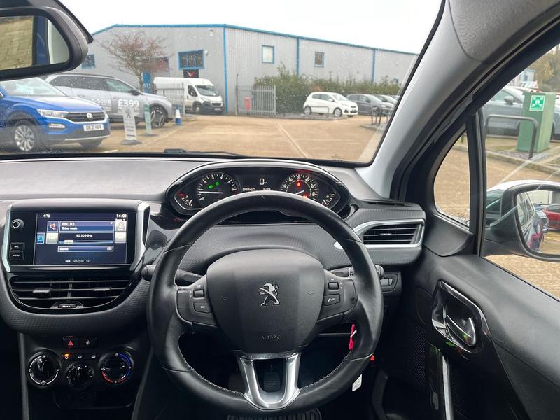 Used Peugeot 208 2016 for sale - 76703211: Photo 12