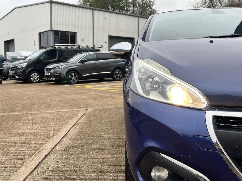 Used Peugeot 208 2016 for sale - 76703211: Photo 21