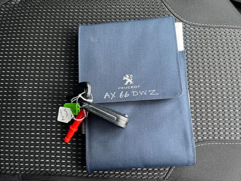 Used Peugeot 208 2016 for sale - 76703211: Photo 28