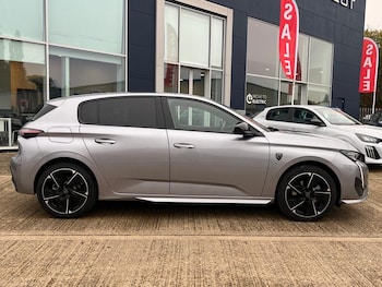 Used Peugeot E-308 2025 for sale - 76312612: Photo