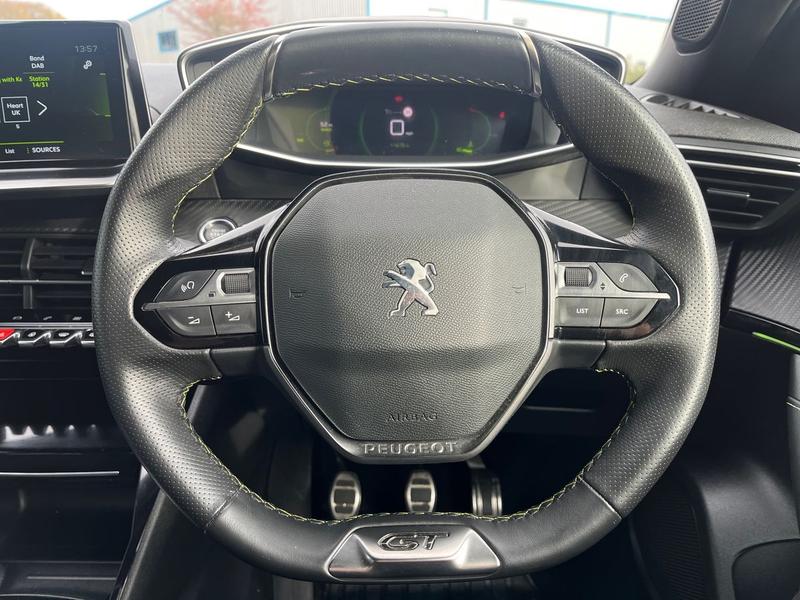 Used Peugeot 2008 2022 for sale - 76488603: Photo 13