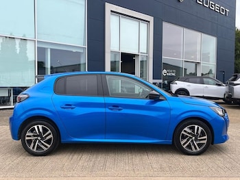 Used Peugeot 208 2023 for sale - 75535916: Photo