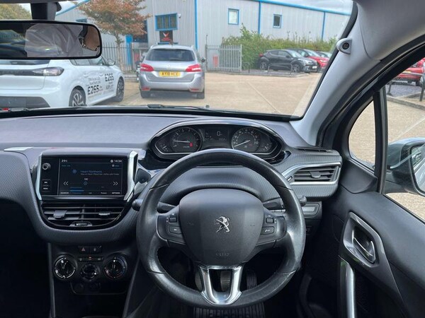 Used Peugeot 2008 2018 for sale - 75969410: Photo 12