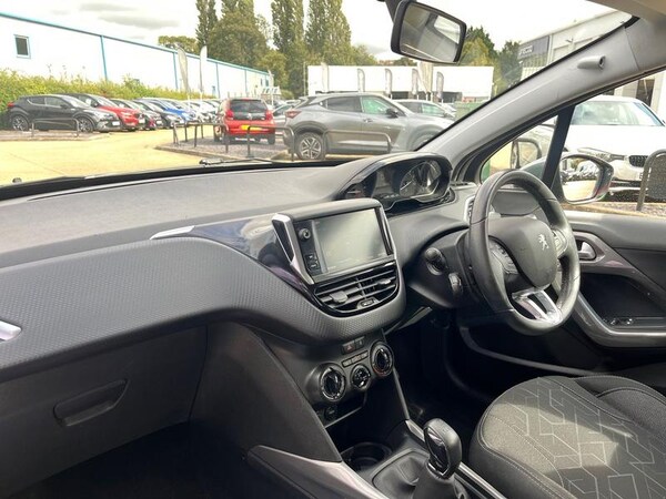 Used Peugeot 2008 2018 for sale - 75969410: Photo 15