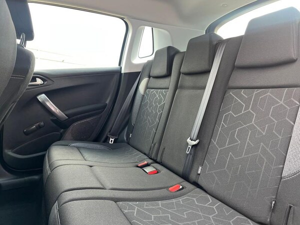 Used Peugeot 2008 2018 for sale - 75969410: Photo 17