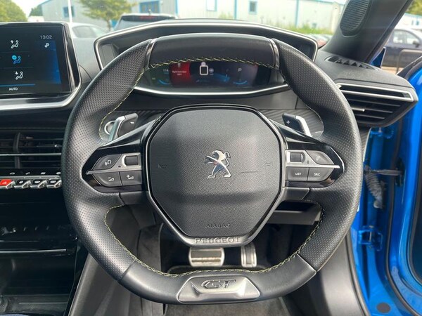 Used Peugeot 2008 2022 for sale - 75535898: Photo 13