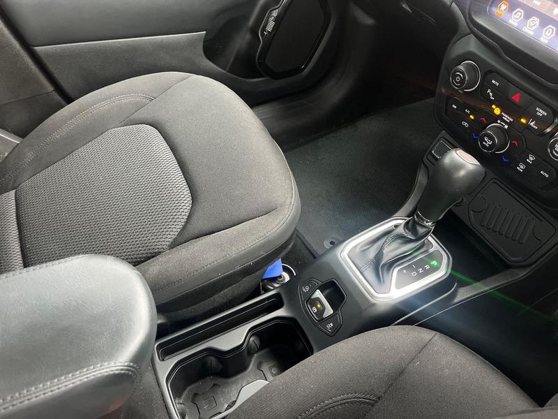 Used Jeep Renegade 2022 for sale - 76302693: Photo 24